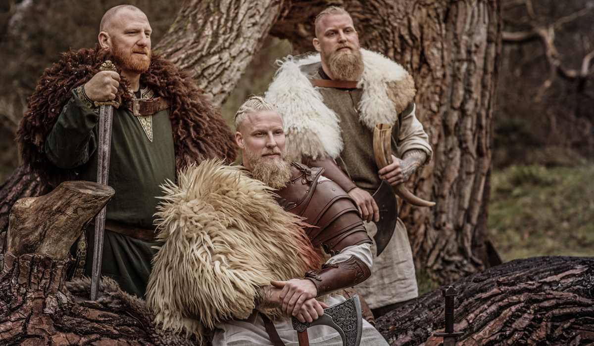 Más allá de su faceta guerrera, los vikingos también fueron granjeros, comerciantes y marinos.