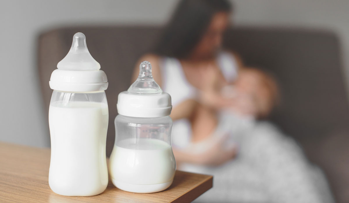 Por primera vez, se detectaron microplásticos en leche materna.