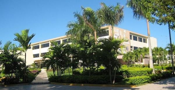 Se funda en República Dominicana la primera universidad de América Latina-0