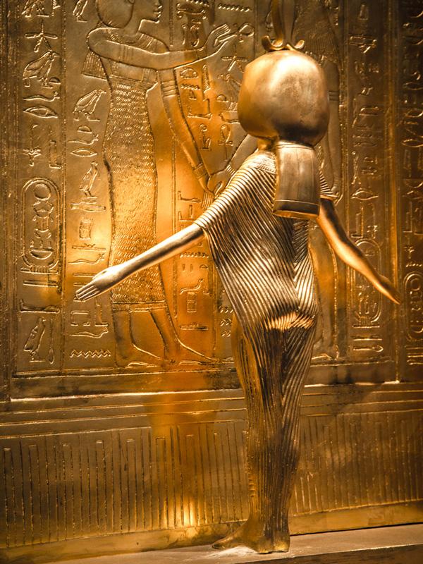 ¿En qué país se hallan los descendientes del mítico faraón Tutankamón?-0