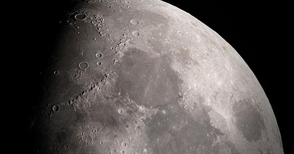 La NASA publica impactante vídeo de la Luna-0