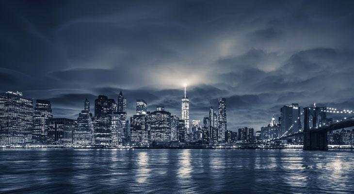 VIDEO: el fenomenal resplandor azul que tiñó la noche neoyorkina-0