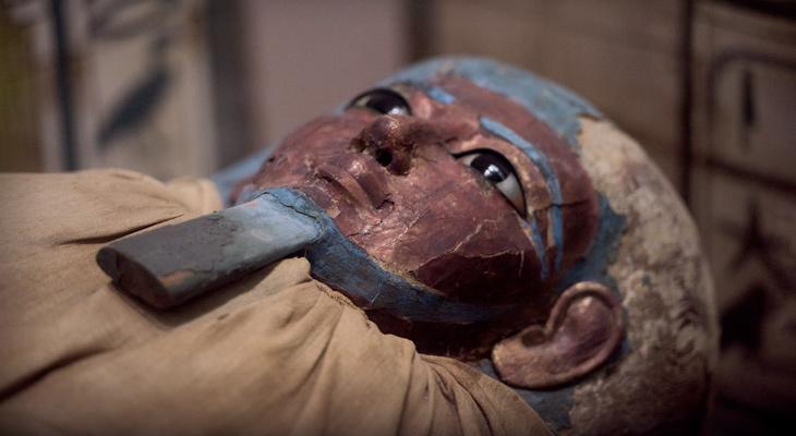 Increíble hallazgo médico en la boca de una momia egipcia-0