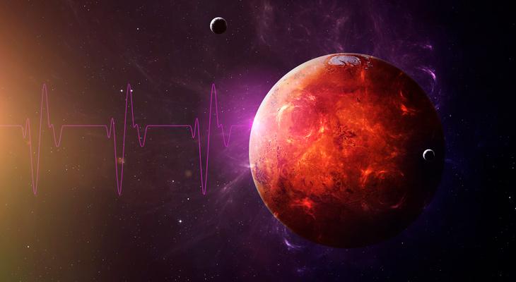 Por qué Marte emite tres pulsaciones de luz cada noche-0