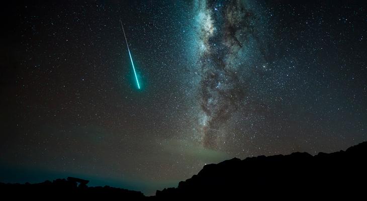 Extraordinario video: un raro meteorito rebota en la atmósfera y regresa al espacio-0