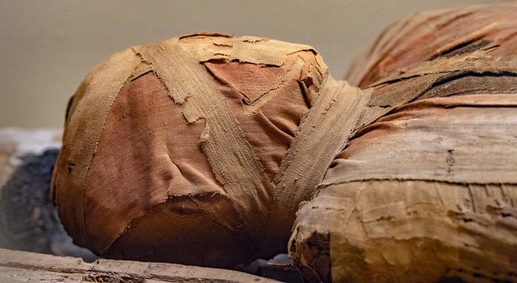 El extraordinario hallazgo de una momia egipcia embarazada-0