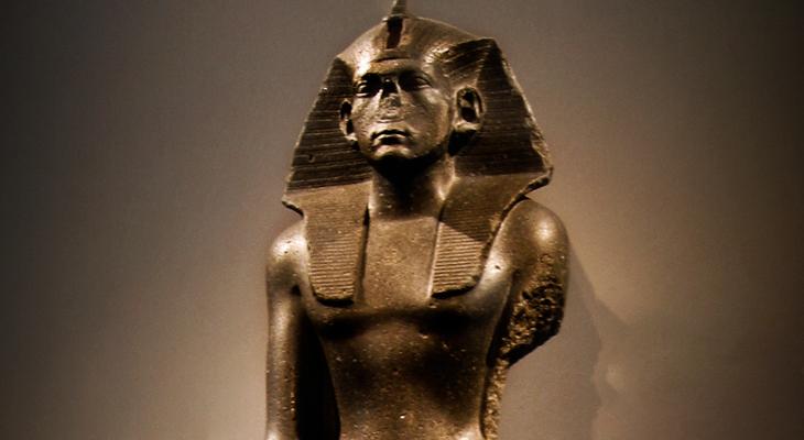 Por qué las estatuas del Antiguo Egipto tienen las narices rotas-0