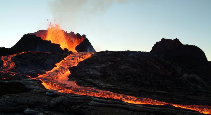El volcán más grande del mundo podría entrar en erupción-0
