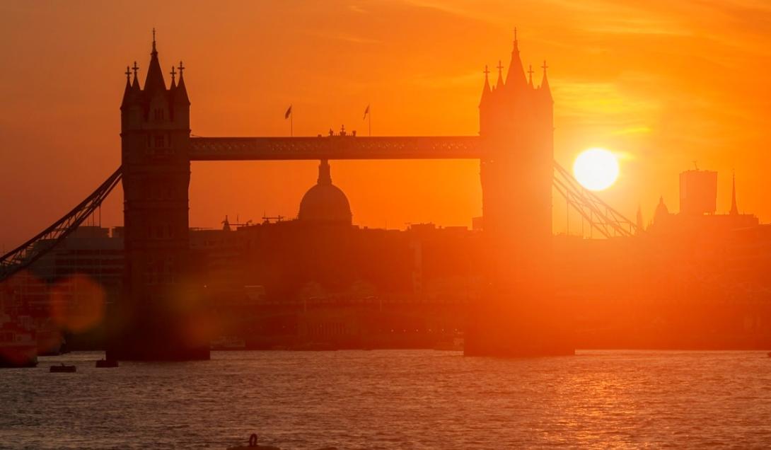 Crisis climática: por primera vez en su historia, Inglaterra decreta "alerta roja" por calor extremo-0