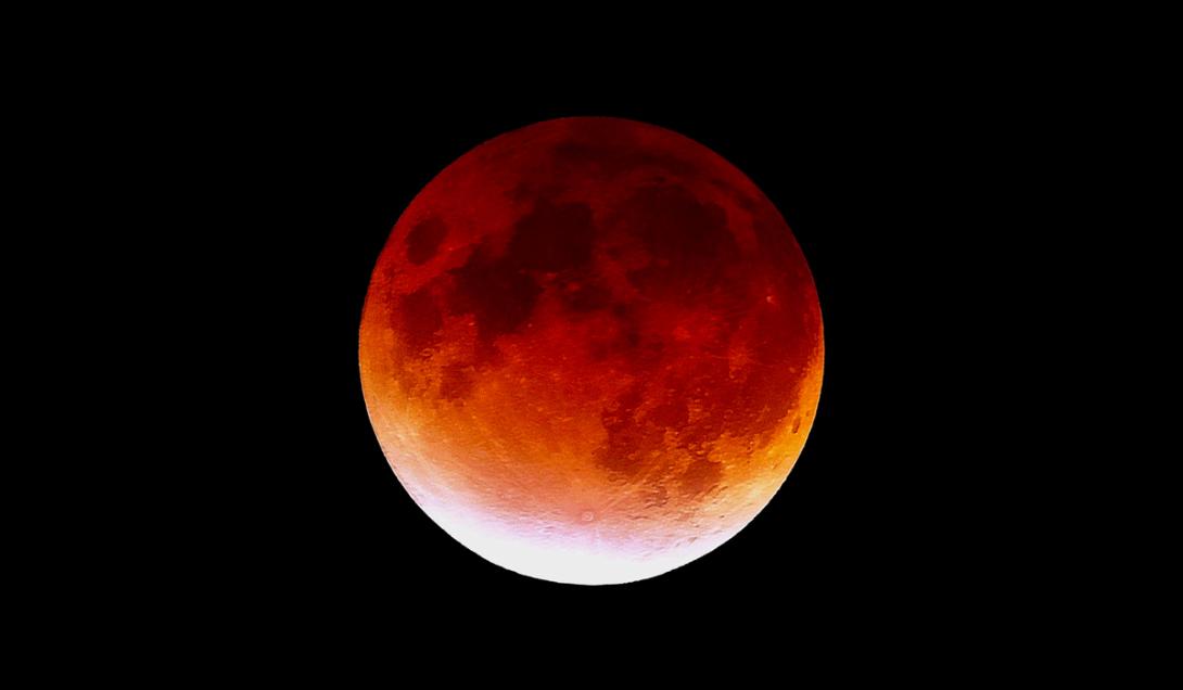 Esta noche llega el último gran eclipse de Luna de 2022-0